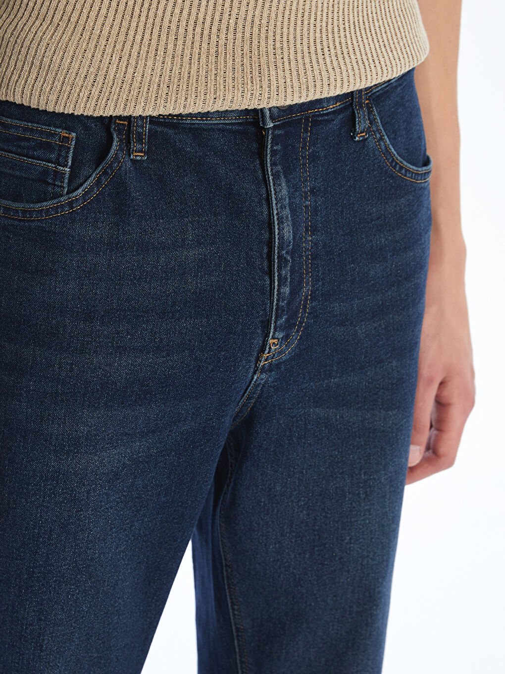 LCW Jeans ٧١٠ جينز واسع للرجال -W52687Z8-309