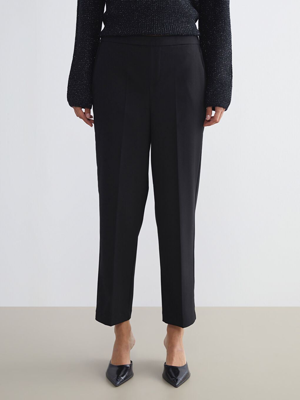 Pantalone sa elastičnim strukom za žene-1