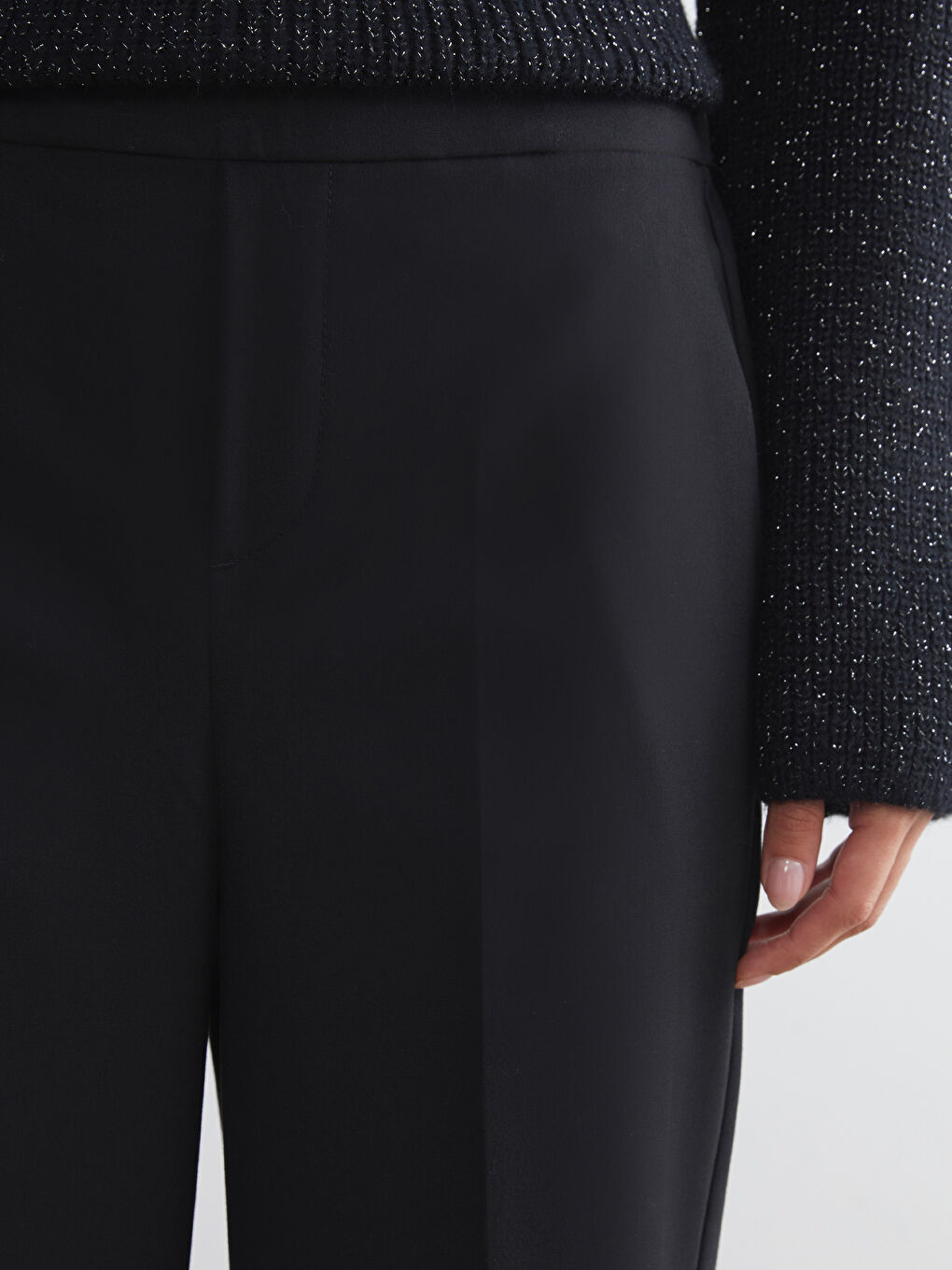 Pantalone sa elastičnim strukom za žene-2