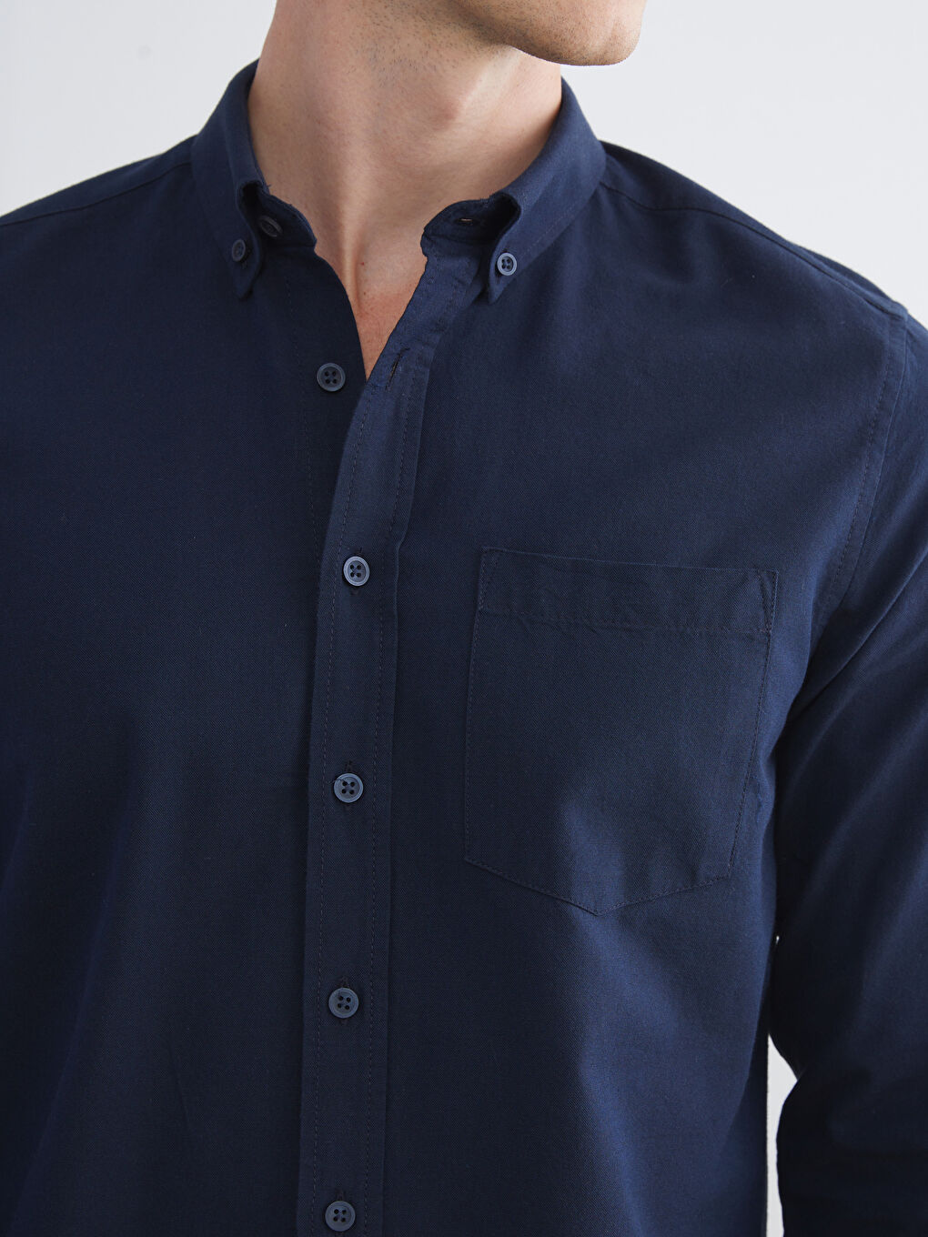LCWAIKIKI Classic Regular Fit Long Sleeve Oxford Men's Shirt -W52695Z8-UDC
