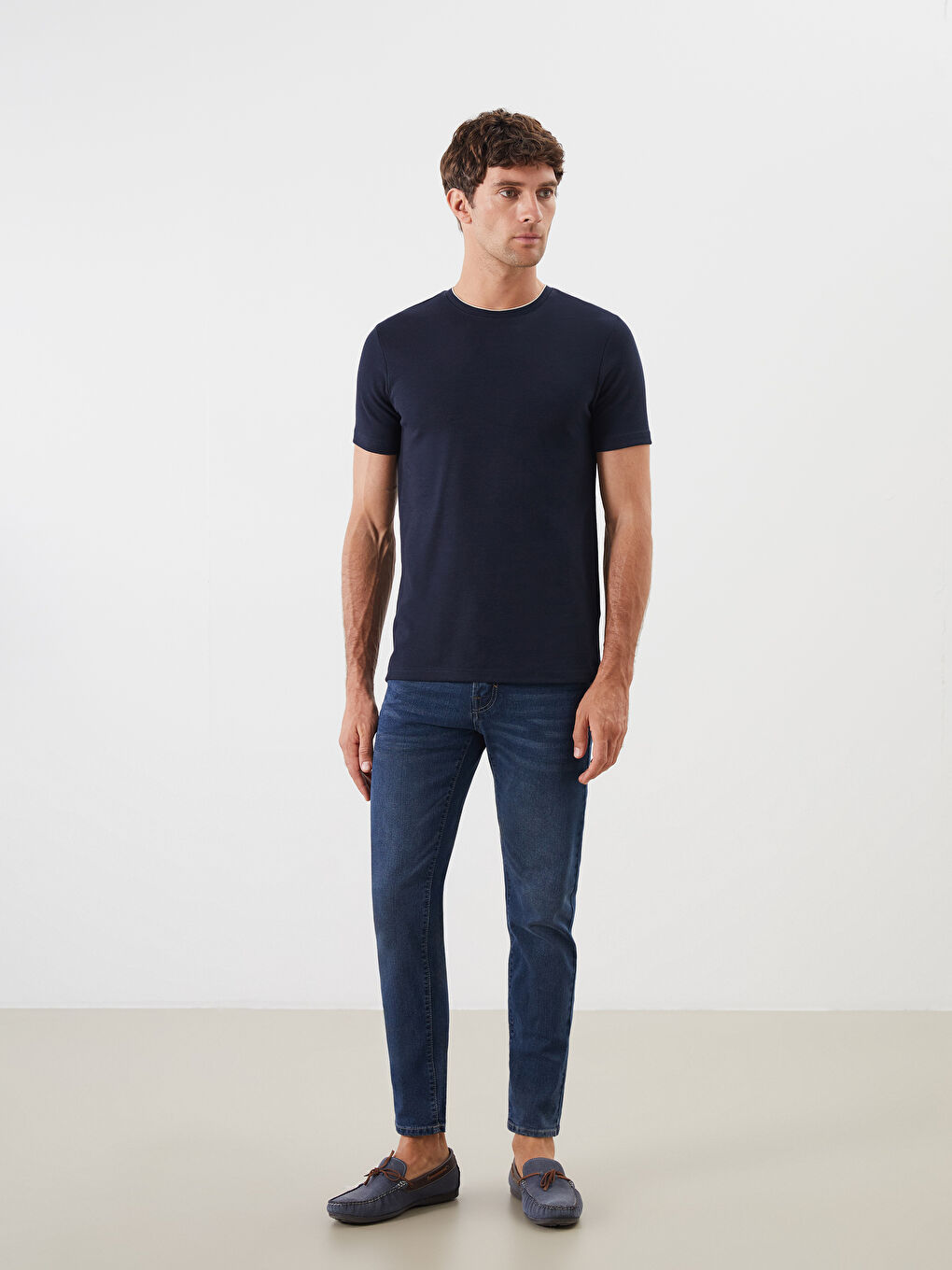 LCWAIKIKI كلاسيك تیشێرت یه‌خه‌ خڕ قۆڵ كورت جێرسی بۆ پیاوان داڕێژراو -W52696Z8-RFH