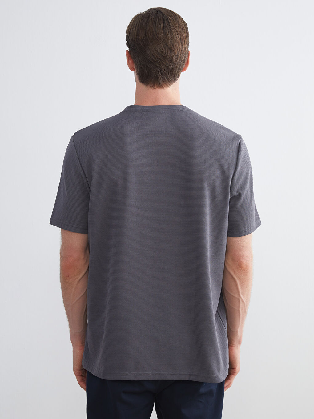 Gri Bisiklet Yaka Penye Erkek Tişört-3