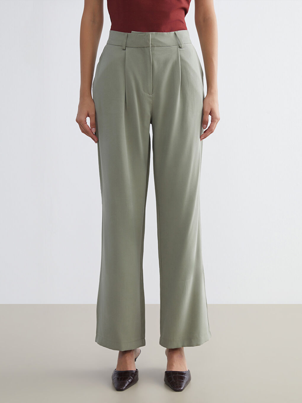LCWAIKIKI Classic Loose Fit Wide Leg Women's Trousers -W52706Z8-YWA