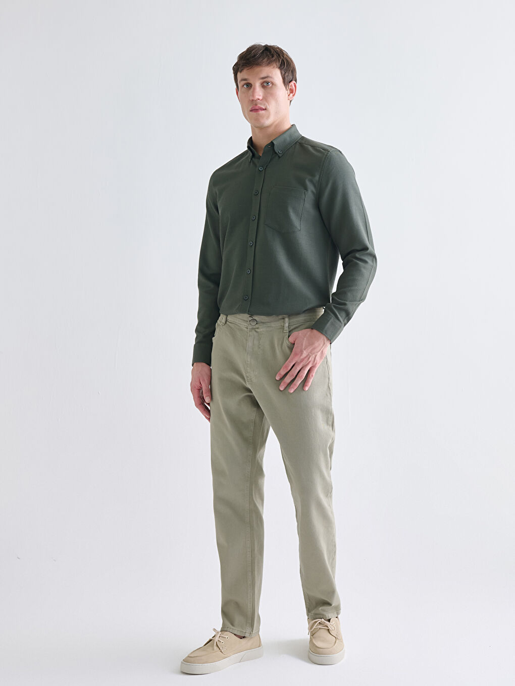 Haki Regular Fit Uzun Kollu Armürlü Erkek Gömlek-1