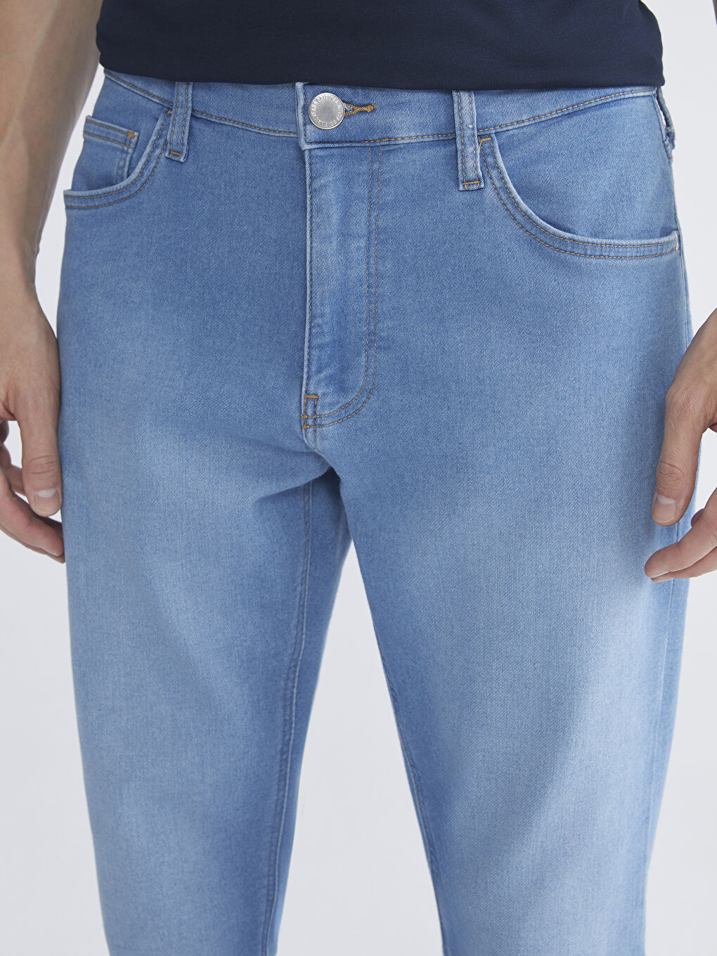 750 Slim Fit Men's Jeans-2