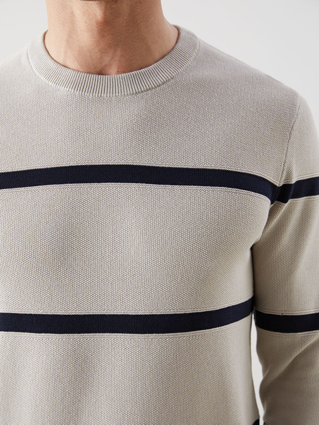 LCWAIKIKI Classic Crew Neck Long Sleeve Men's Tricot Sweater -W52722Z8-YVP