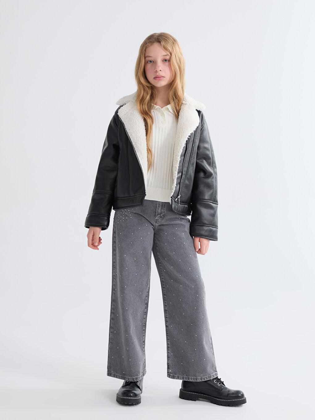 Siyah Pelüş Yaka Deri Görünümlü Kız Çocuk Mont-1