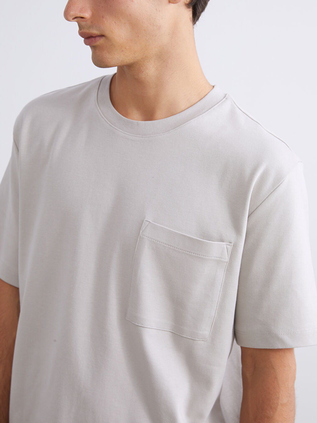 Bej Bisiklet Yaka Erkek Tişört-4