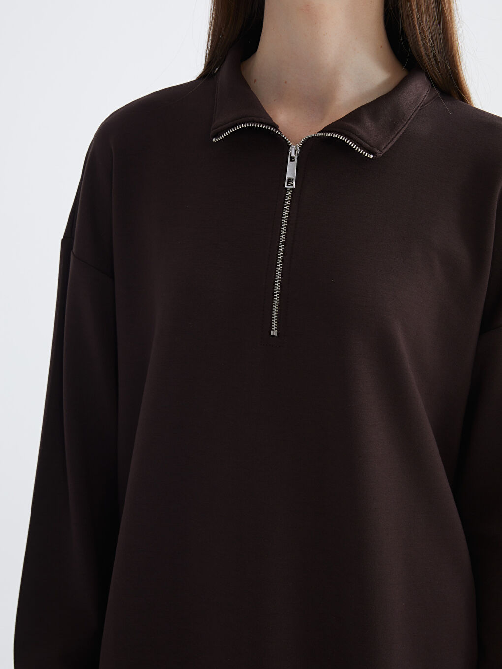 Kahverengi Dik Yaka Kadın Sweatshirt-2