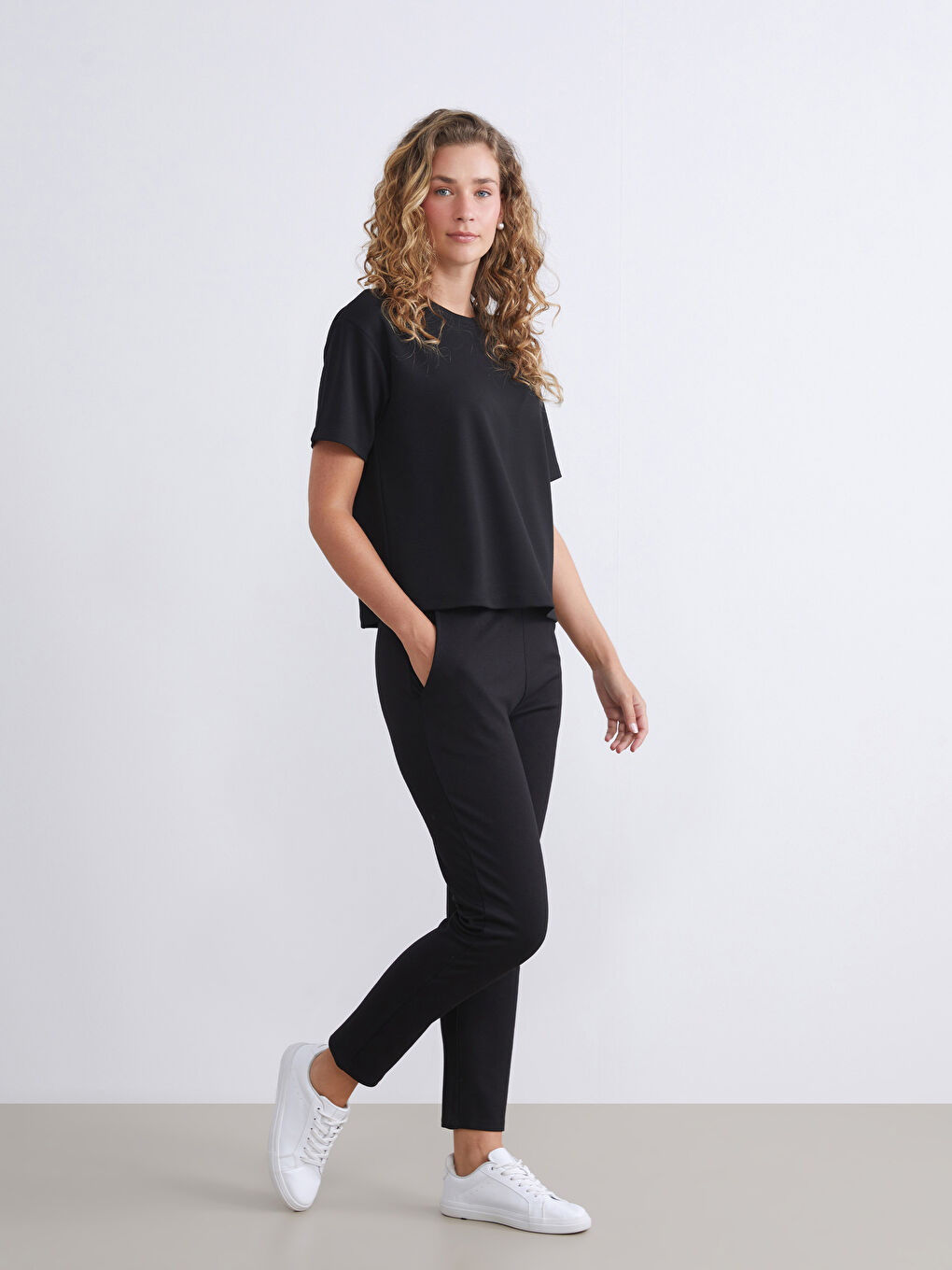 LCW Modest Women's Sweatpants with Elastic Waist -W52867Z8-CVL