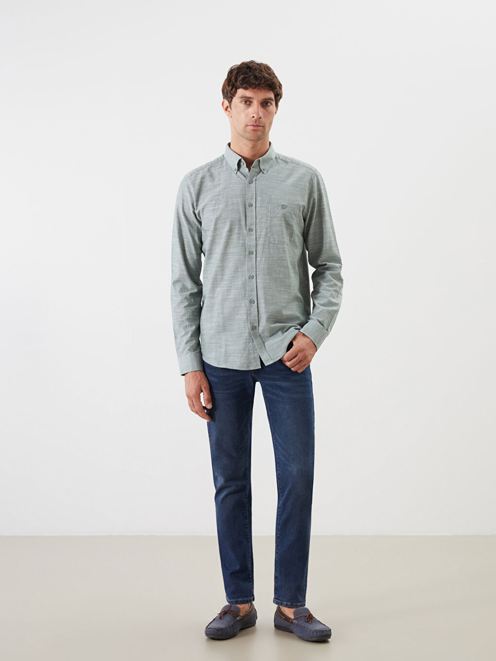 LCWAIKIKI Classic Regular Fit Long Sleeve Poplin Men's Shirt -W52933Z8-S3L