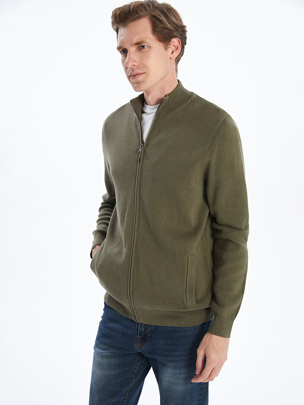 LCWAIKIKI Classic Regular Fit Funnel Neck Men's Knit Cardigan -W52934Z8-LAE