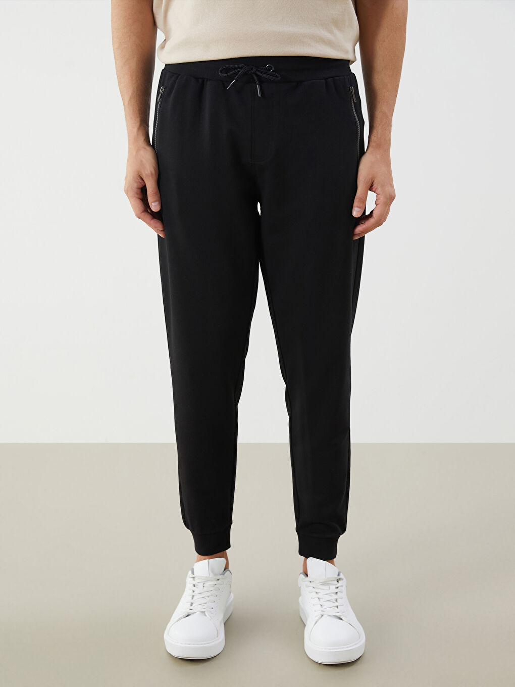 LCWAIKIKI Classic Standard Fit Men's Sweatpants -W53003Z8-CVL