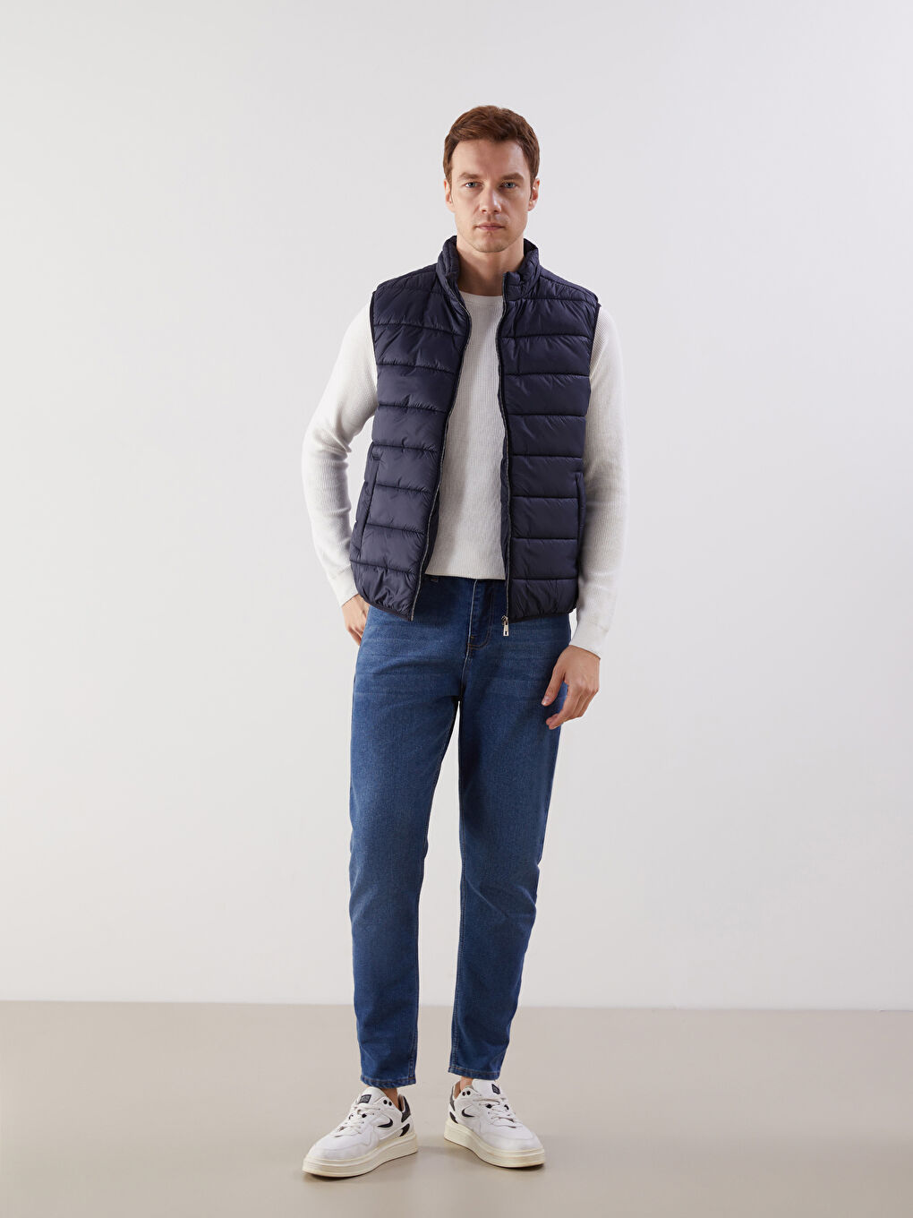 Lacivert Standart Kalıp Dik Yaka Erkek Şişme Yelek-1