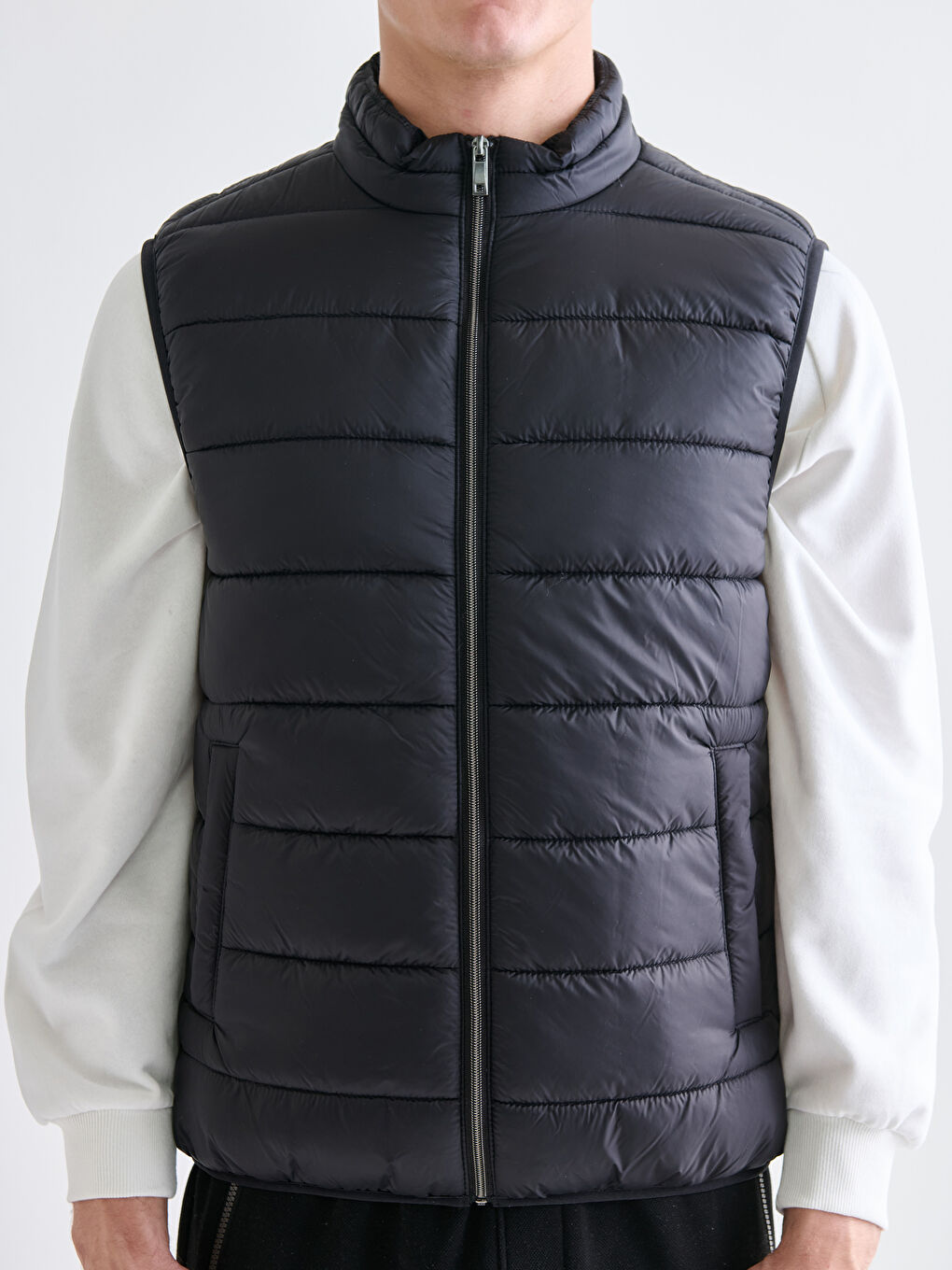 Siyah Standart Kalıp Dik Yaka Erkek Şişme Yelek-4