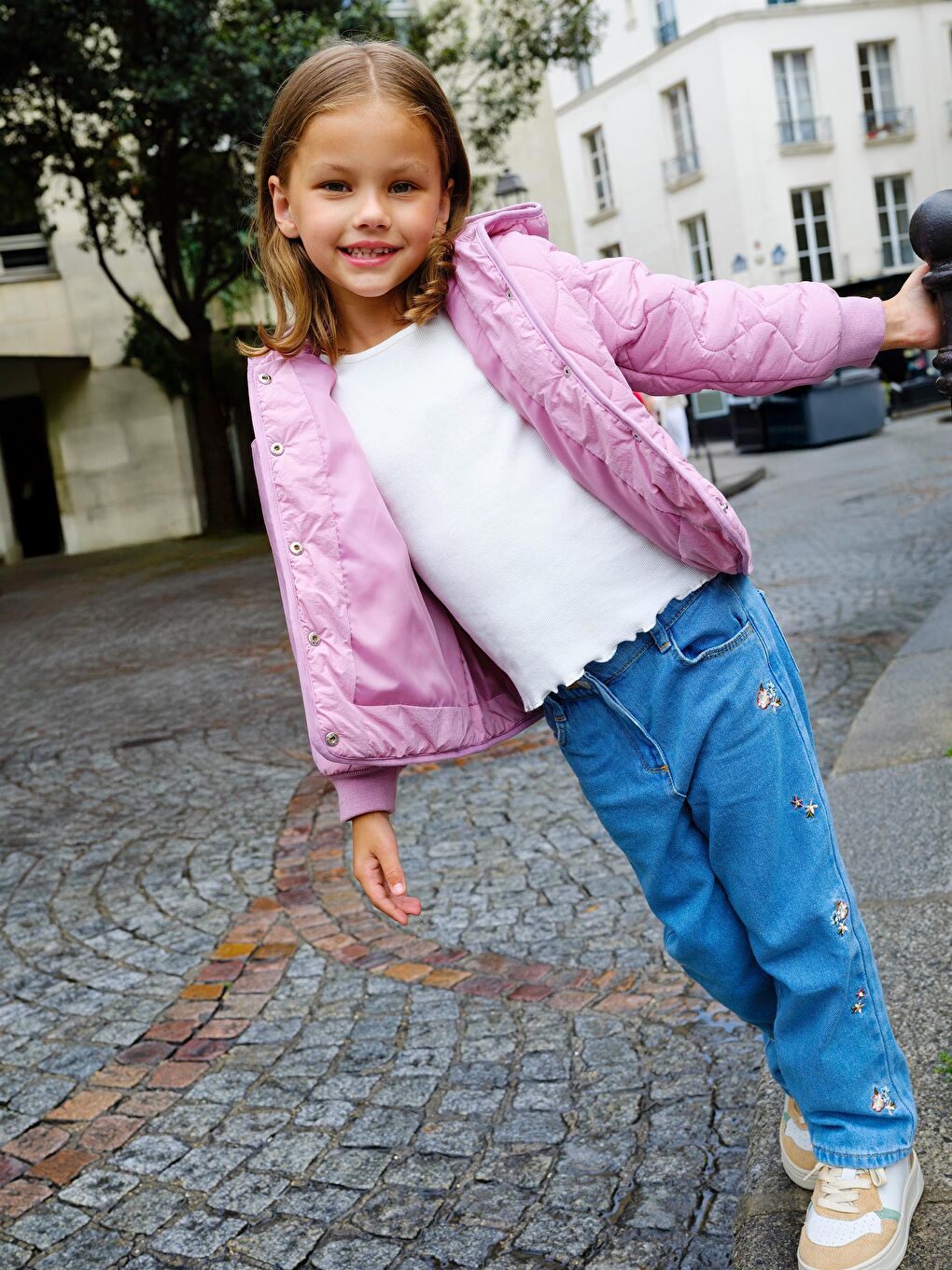 LCW Kids تیشێرت قۆڵ درێژ چاپکراوی یه‌خه‌ خڕ بۆ کچان -W53016Z1-R9J