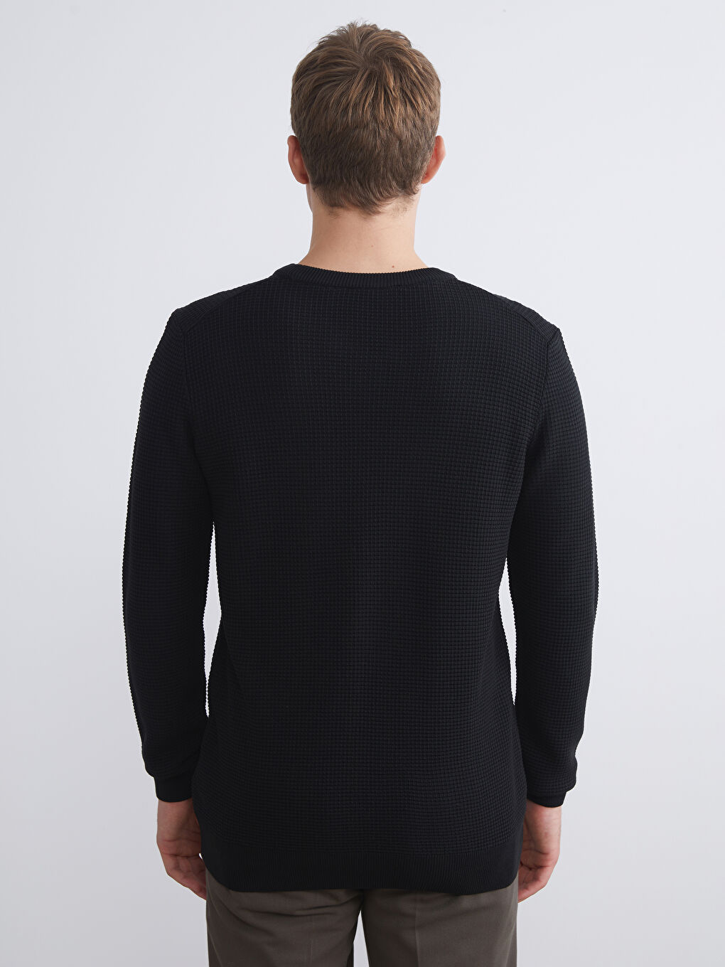 Siyah Bisiklet Yaka Kareli Erkek Triko Kazak-3