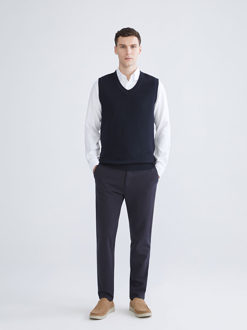 Lacivert Standart Kalıp V Yaka Erkek Triko Süveter-1