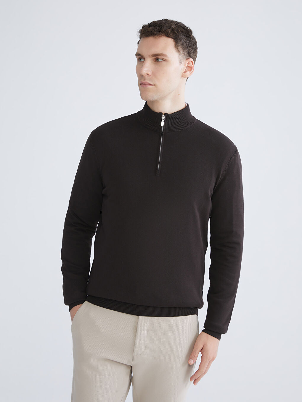 Kahverengi Dik Yaka Erkek Triko Kazak