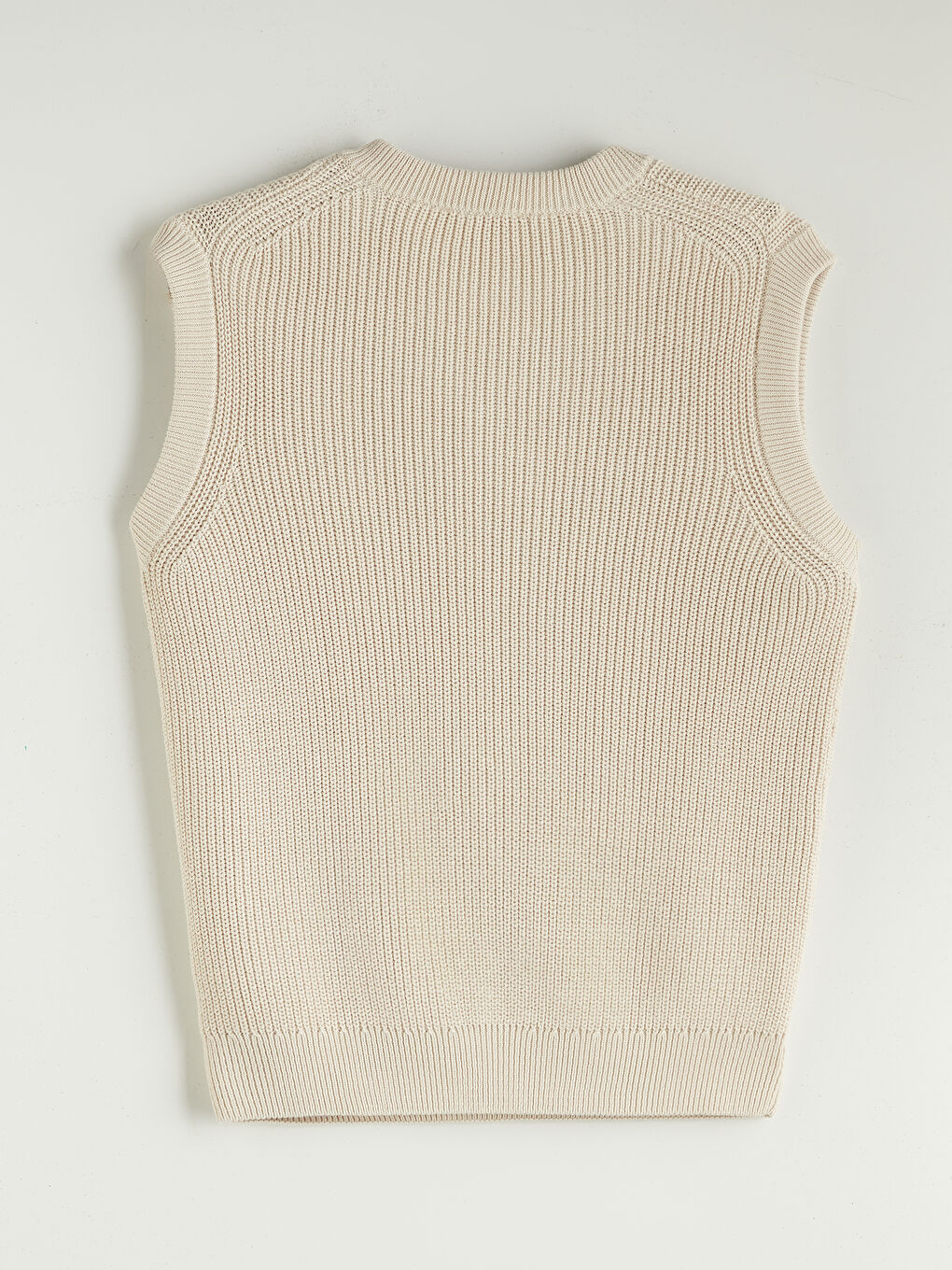 Bej Standart Kalıp V Yaka Erkek Triko Süveter-9