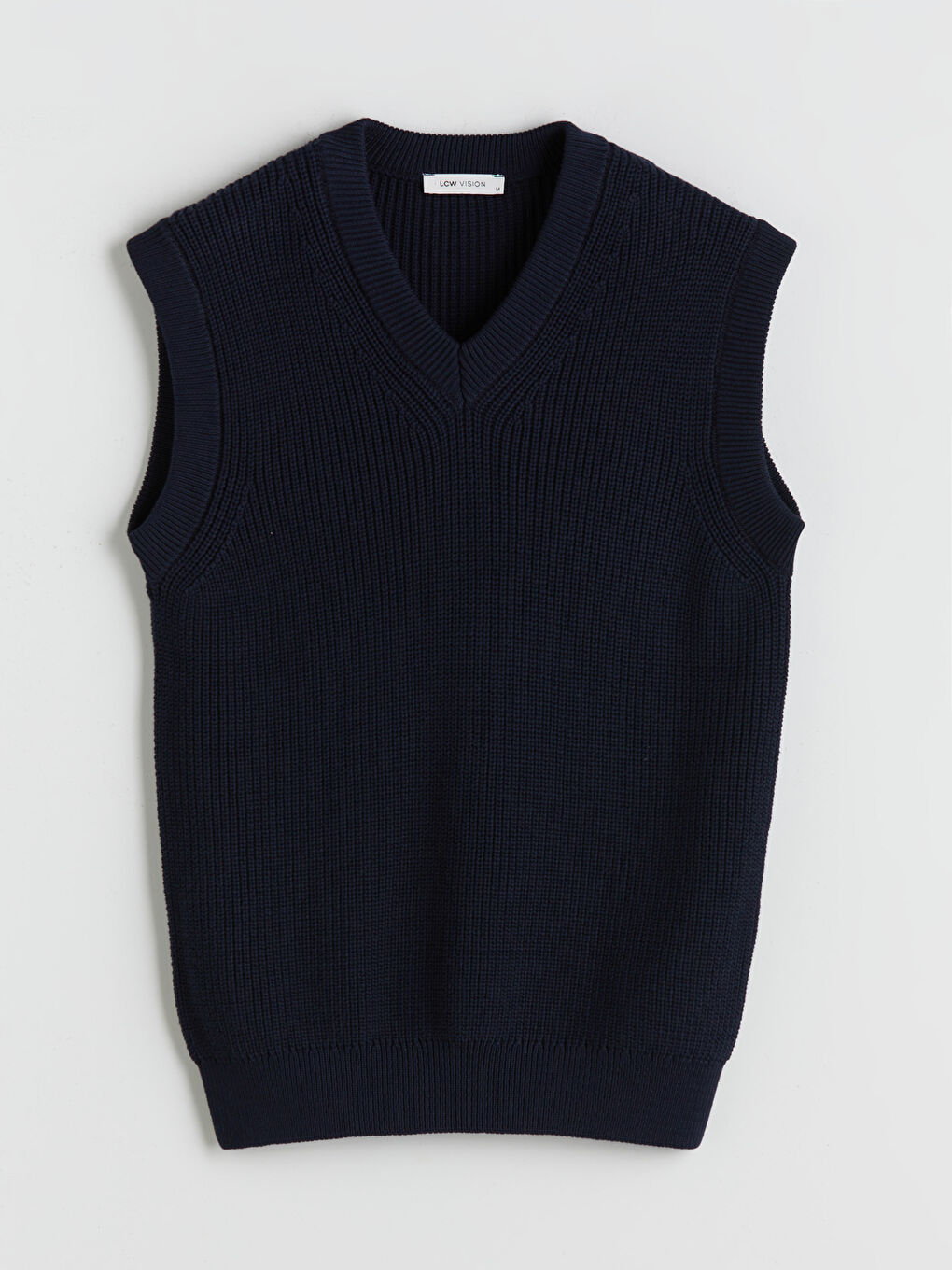 Lacivert Standart Kalıp V Yaka Erkek Triko Süveter-4
