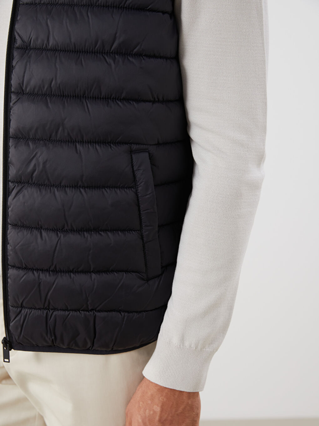 Siyah Standart Kalıp Dik Yaka Erkek Şişme Yelek-4