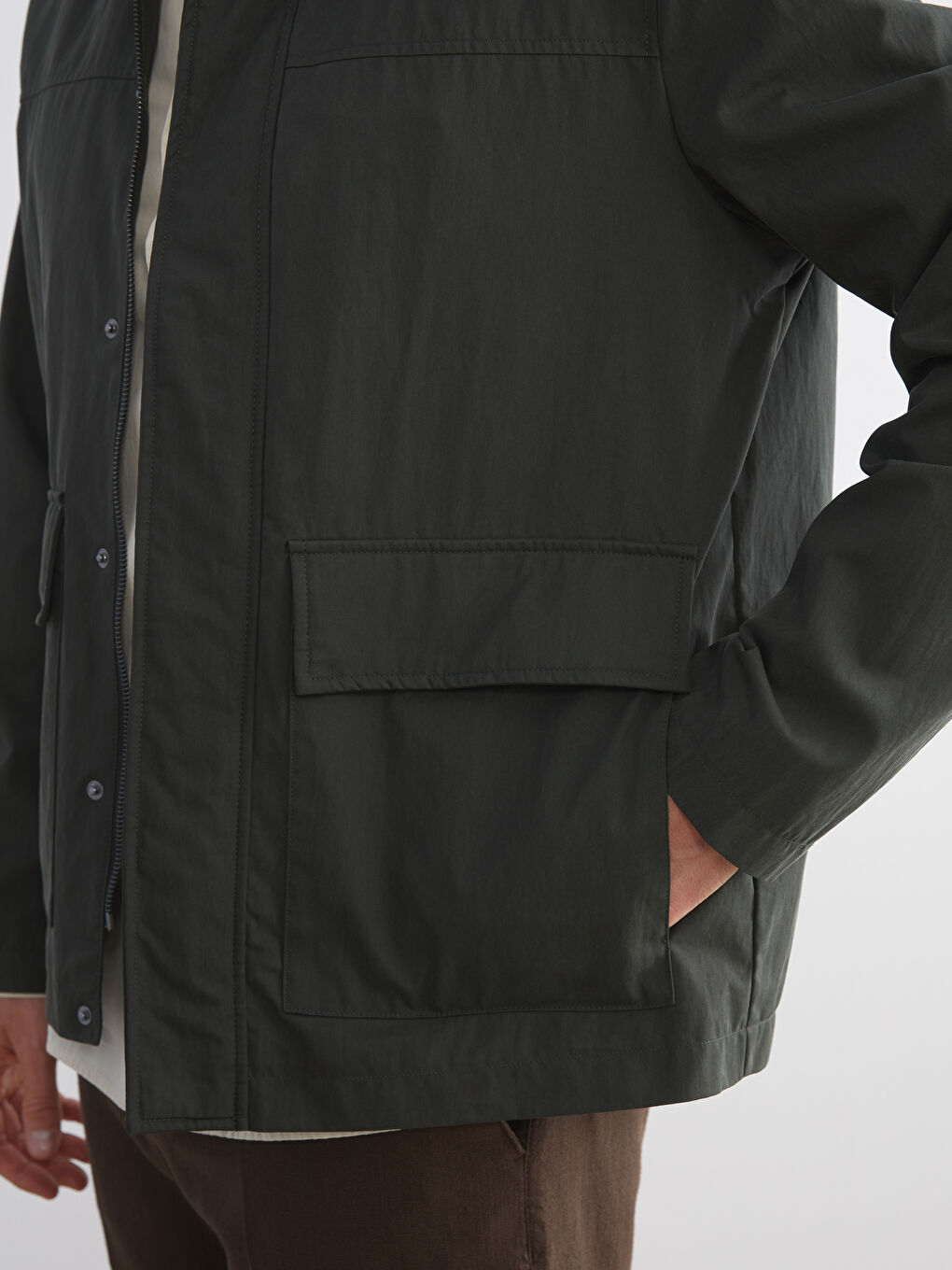 Haki Standart Kalıp Kadife Yaka Erkek Mont-4