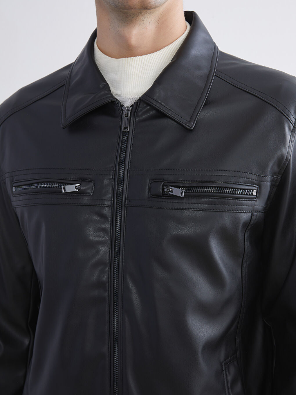 Siyah Gömlek Yaka Erkek Deri Görünümlü Ceket-2