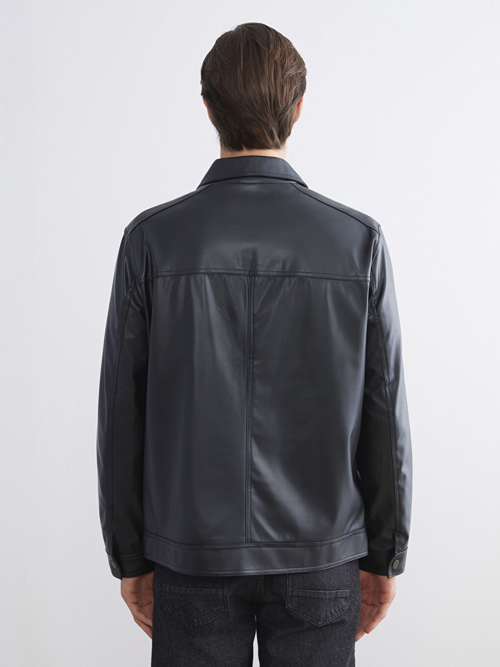 Siyah Gömlek Yaka Erkek Deri Görünümlü Ceket-4