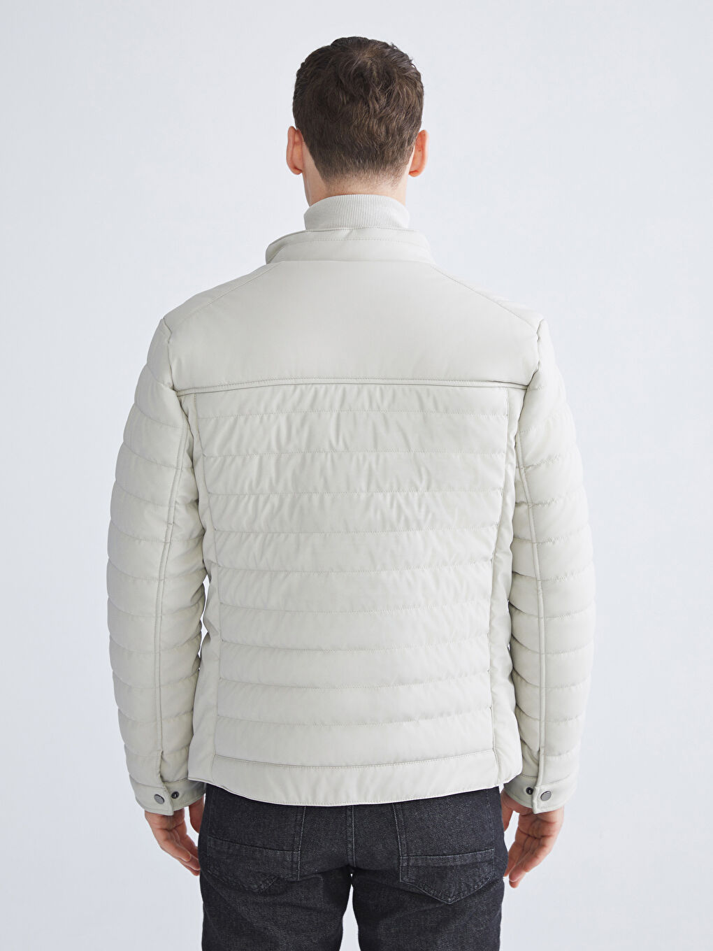 Пальто из искусственной кожи с отложным воротником стандартного кроя для мужчин-8