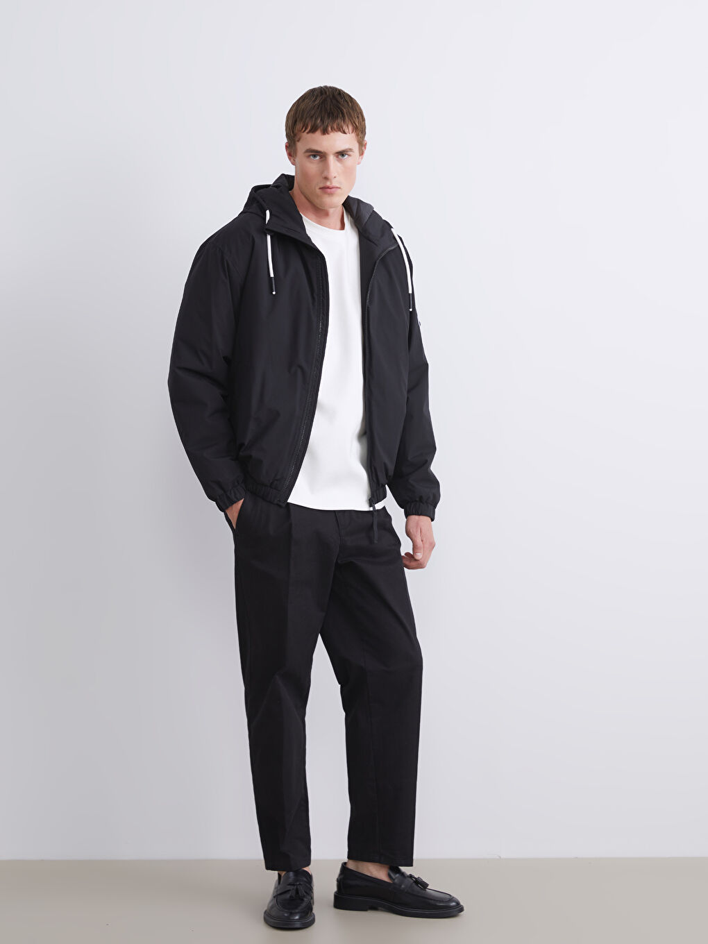 Relaxed Fit Hooded Men's Medium Thickness Coat-2
