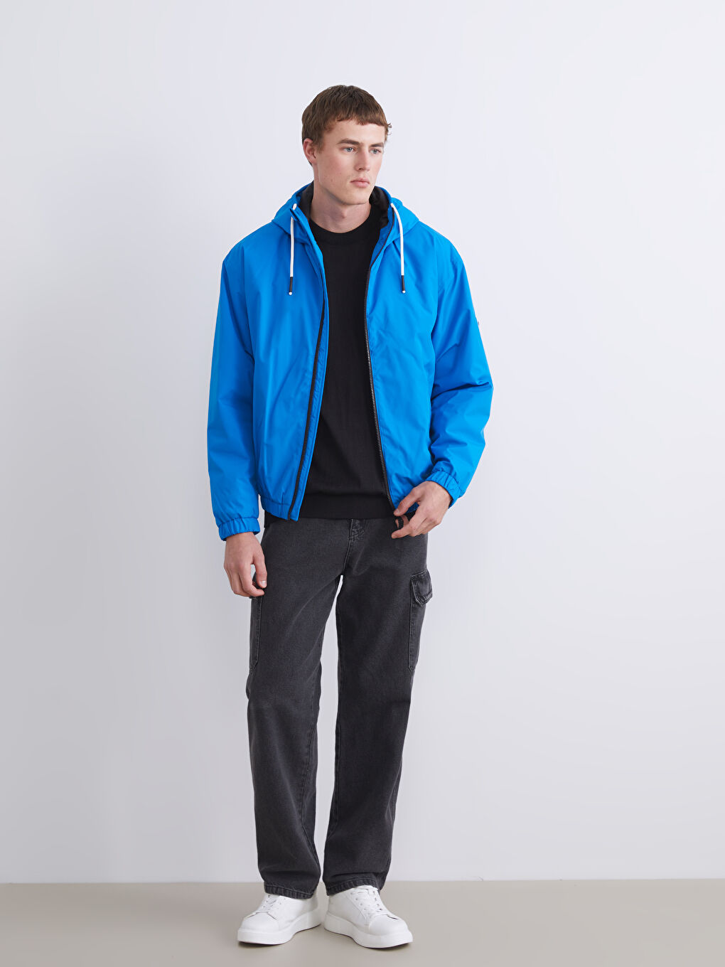 Relaxed Fit Hooded Men's Medium Thickness Coat-2