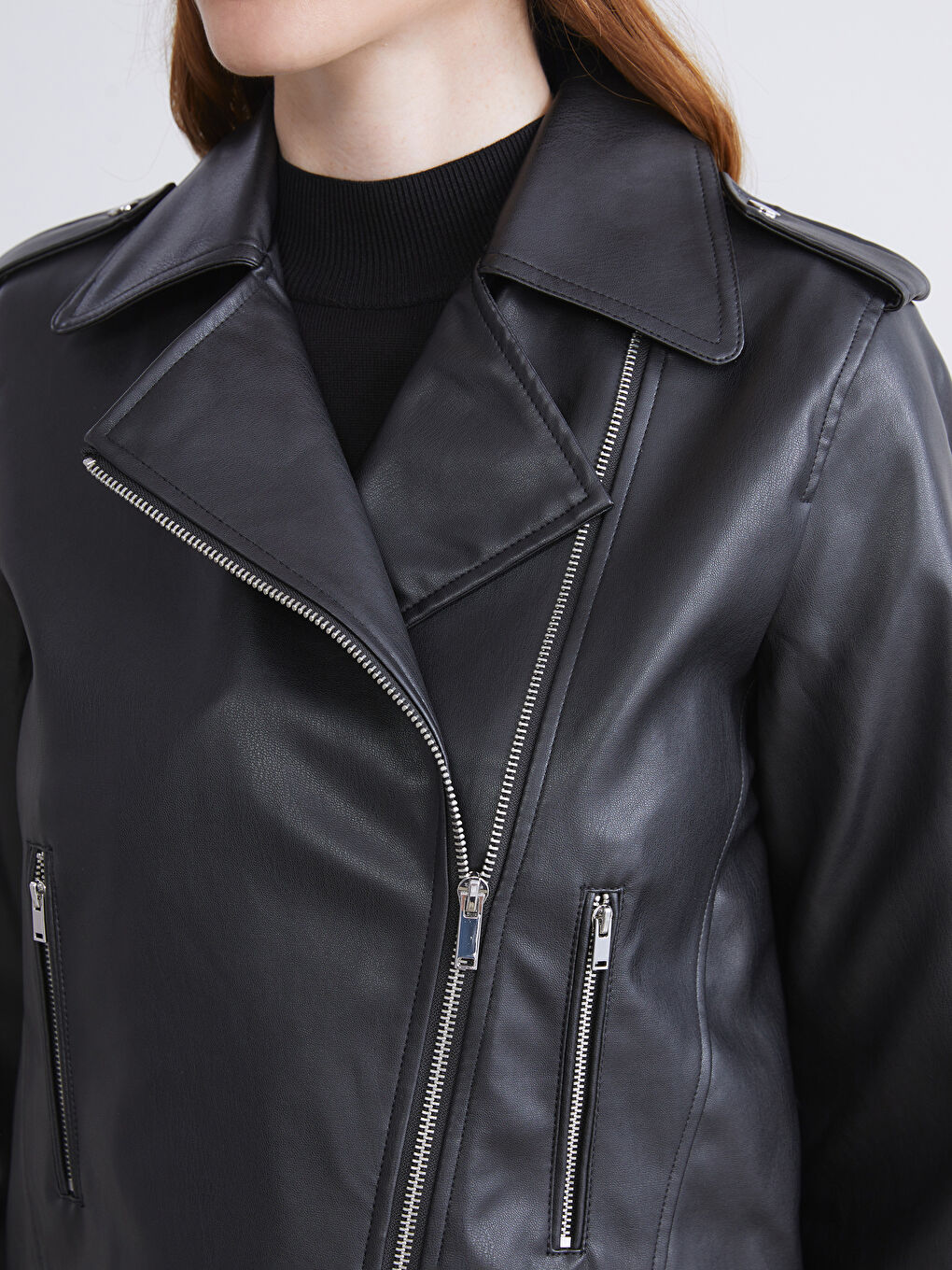 Siyah Biker Yaka Kadın Deri Görünümlü Ceket-3