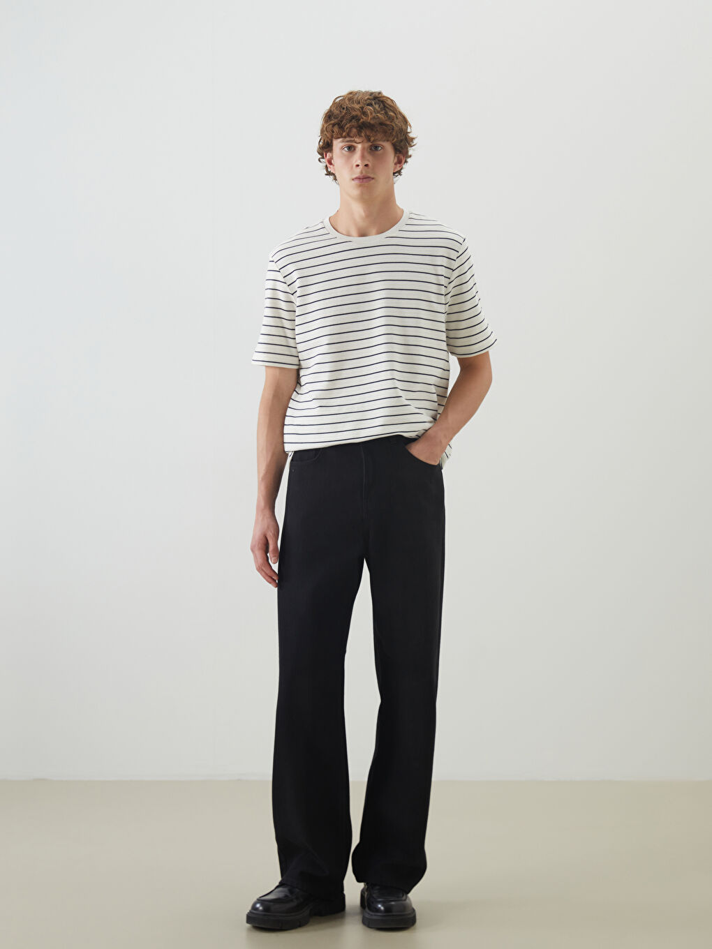 LCW Jeans Дънки за мъже с широка кройка -W53209Z8-326