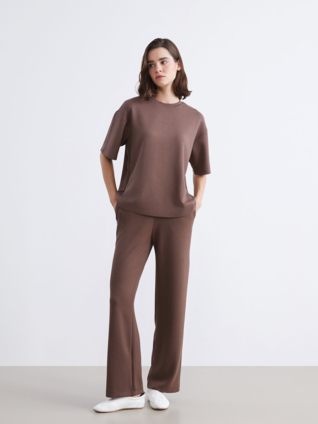 LCW Vision Crew Neck Embroidered Oversize Women's T-Shirt -W53221Z8-R3C