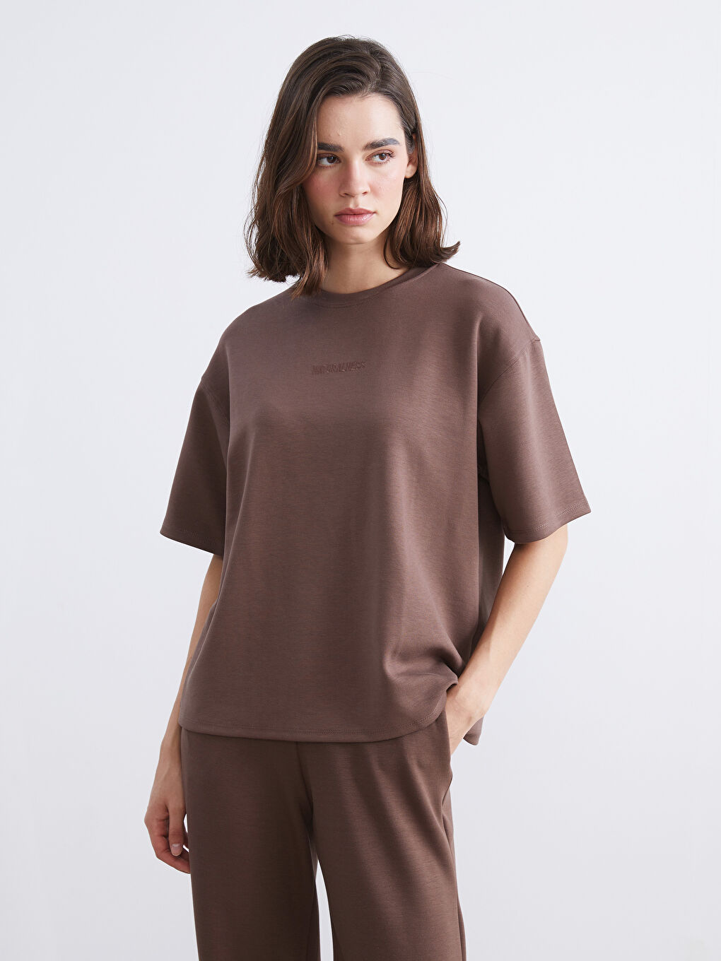 LCW Vision Crew Neck Embroidered Oversize Women's T-Shirt -W53221Z8-R3C