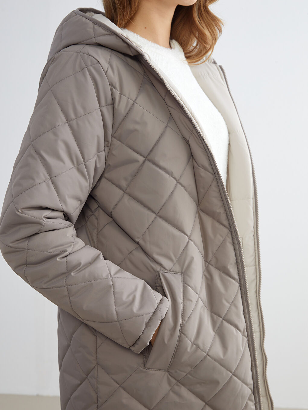 Hooded Reversible Women's Puffer Coat-2