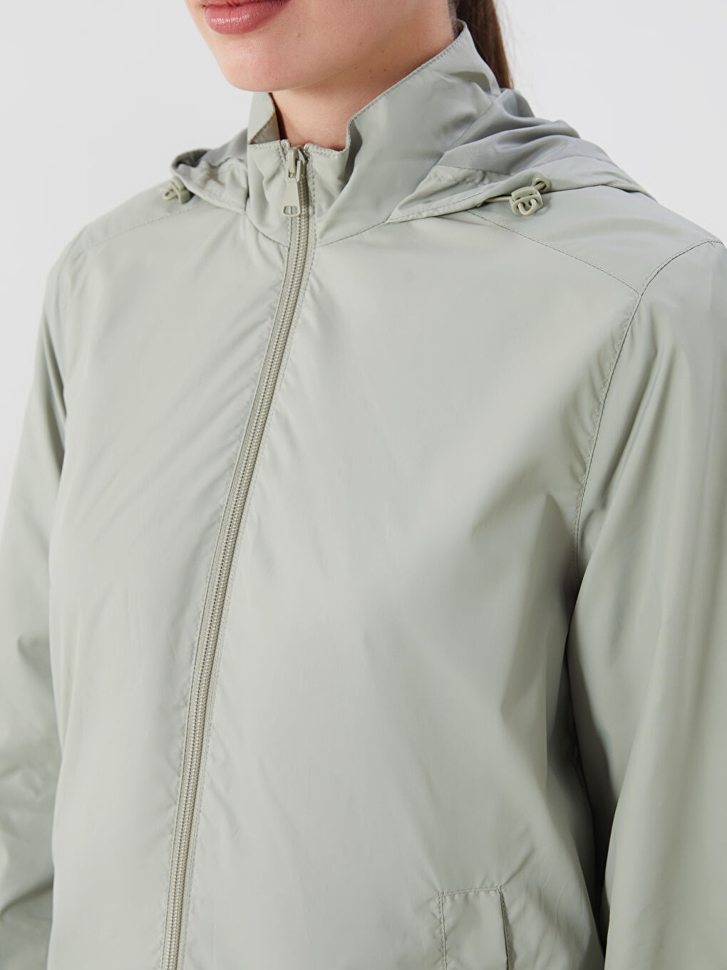 LCWAIKIKI Classic Hooded Women's Raincoat -W53232Z8-J1Q