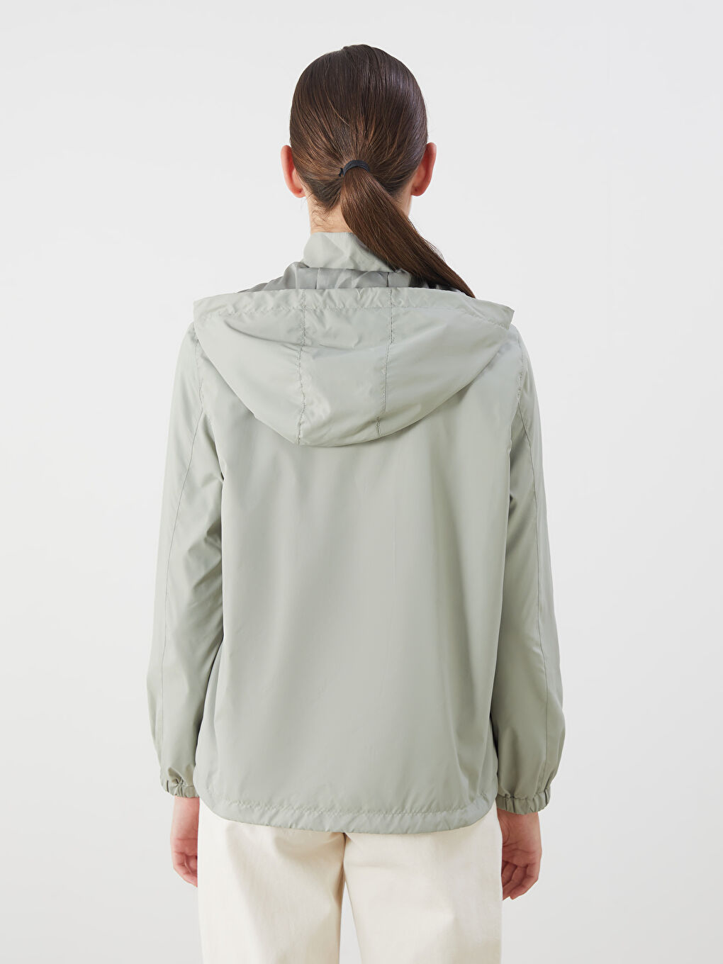 LCWAIKIKI Classic Hooded Women's Raincoat -W53232Z8-J1Q