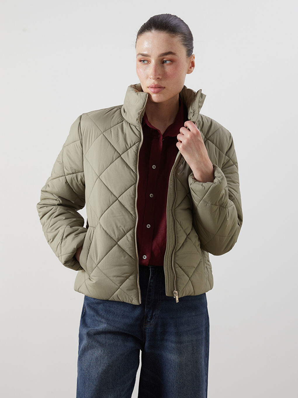 Haki Dik Yaka Kadın Şişme Mont