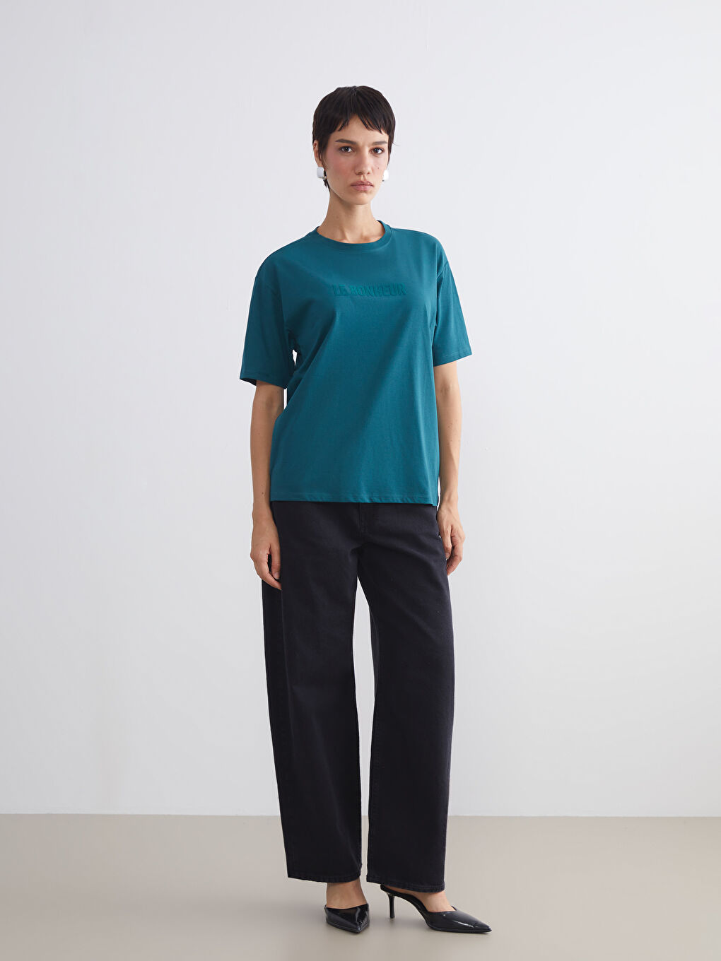 LCW Vision Crew Neck Printed Oversize Women's T-Shirt -W53243Z8-HQ0