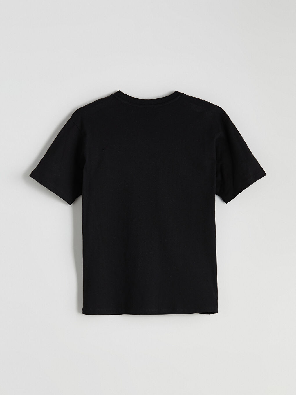 Siyah Bisiklet Yaka Baskılı Oversize Kadın Tişört-5