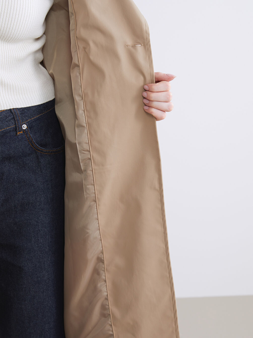 Double Breasted Women's Trenchcoat-3