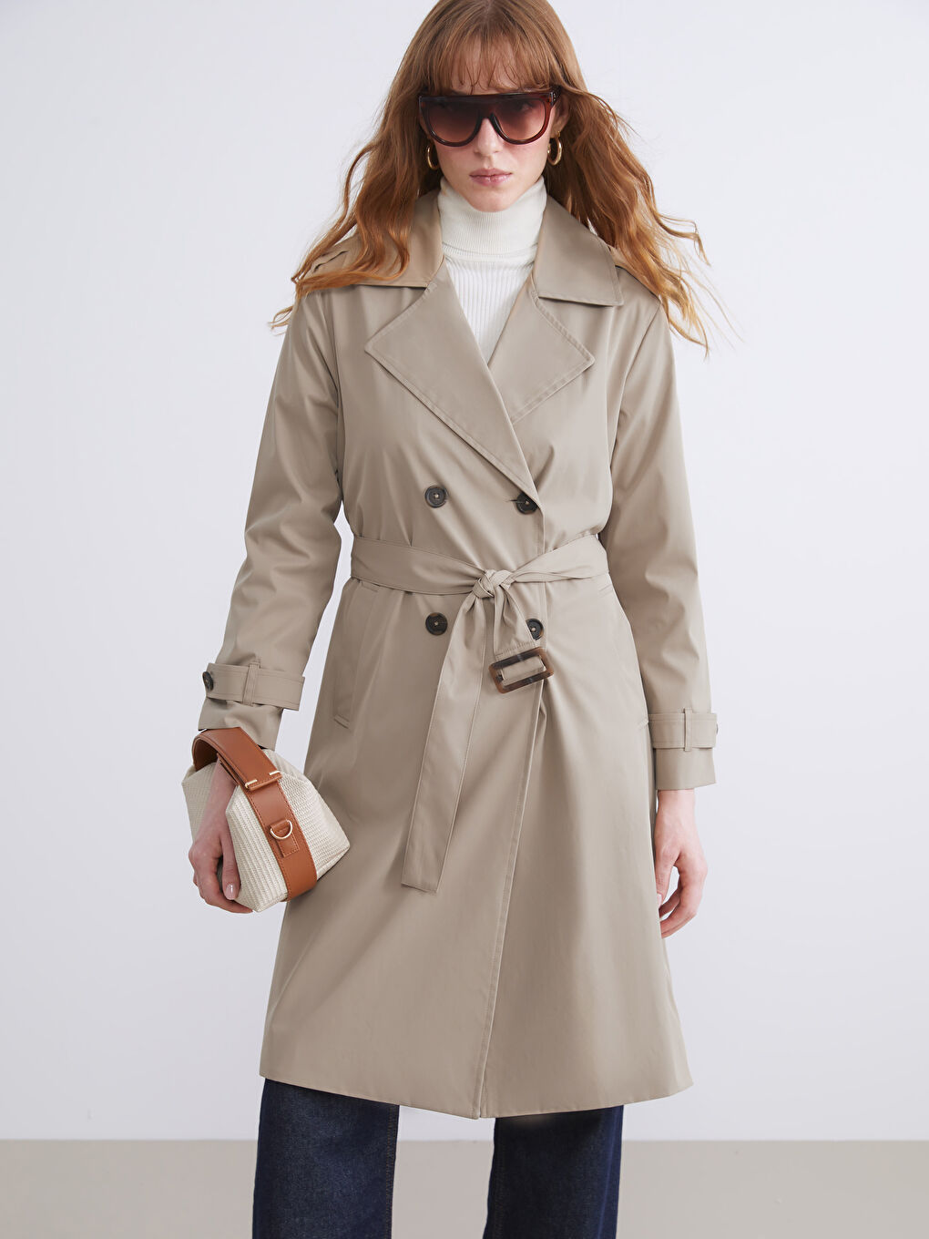 Bej Kruvaze Yaka Kadın Trençkot
