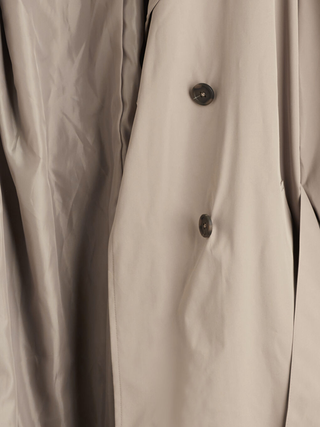 Bej Kruvaze Yaka Kadın Trençkot-6