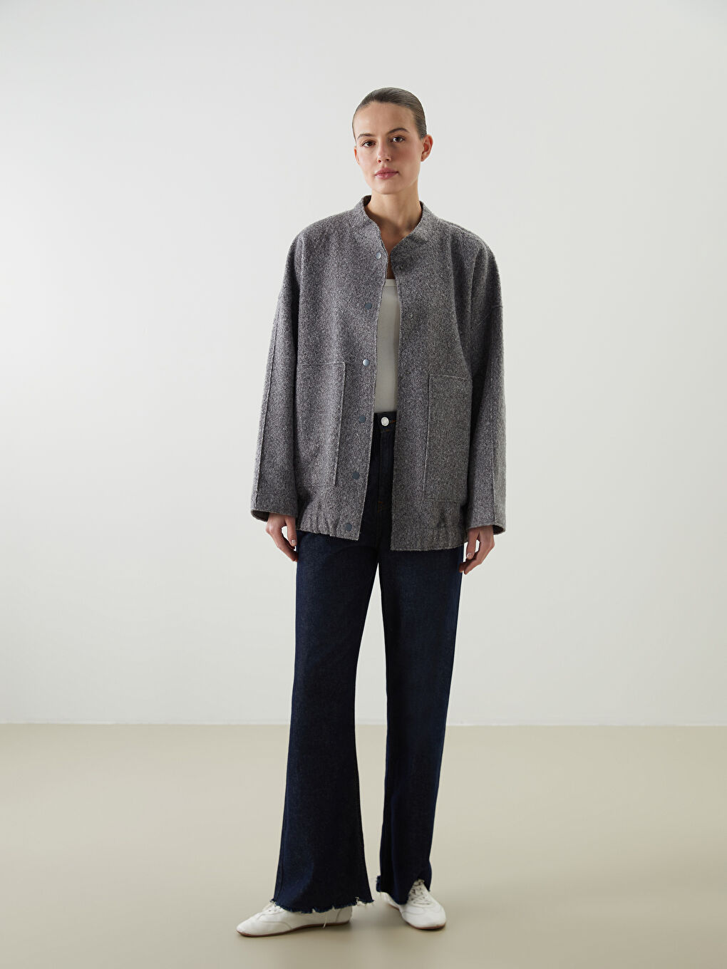 Бомбер з коміром коледж оверсайз для жінок-1