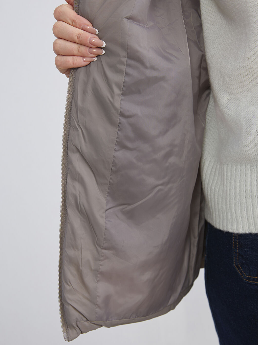 Kahverengi Kapüşonlu Kadın Şişme Yelek-8