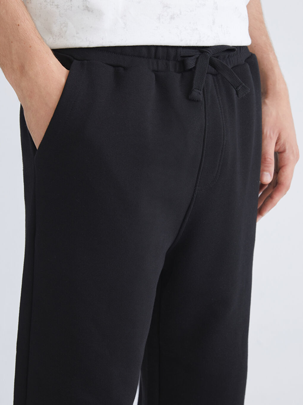 Siyah Rahat Kalıp Erkek Jogger Eşofman Altı-2