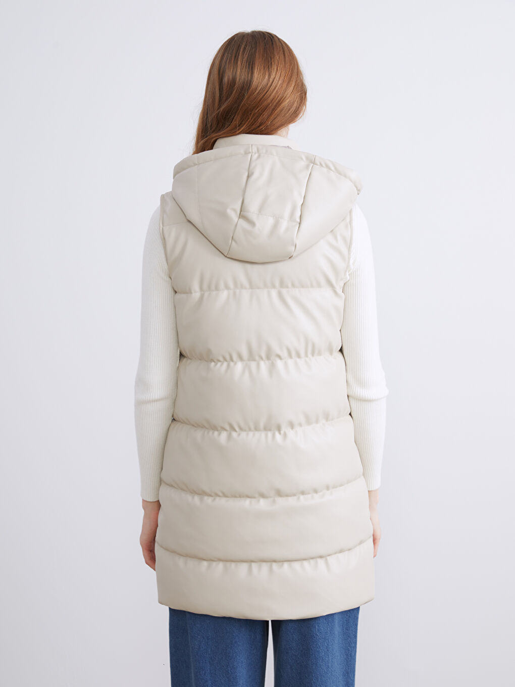 Bej Kapüşonlu Düz Deri Görünümlü Kadın Şişme Yelek-6