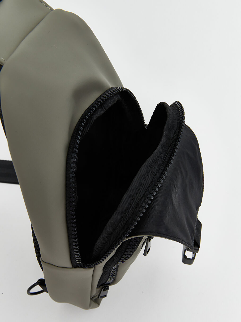 LCW ACCESSORIES Zippered Men's Chest Bag -W53282Z8-YDT